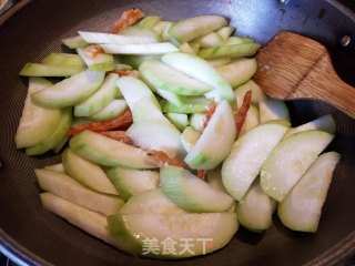 Shrimp and Boiled Zucchini recipe