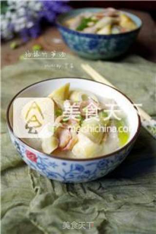 [treasures in The Dish: Fresh and Tender Spring Bamboo Shoot Soup] Bacon and Bamboo Shoot Soup recipe