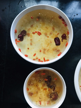 Snow Yan, Peach Gum, Soap Jap, Rice, Red Date, Wolfberry, Sesame Soup recipe