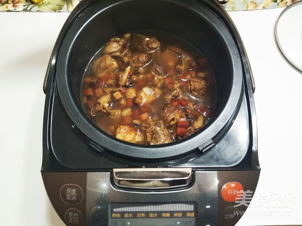 Rice Cooker Vegetable Ribs Braised Rice recipe
