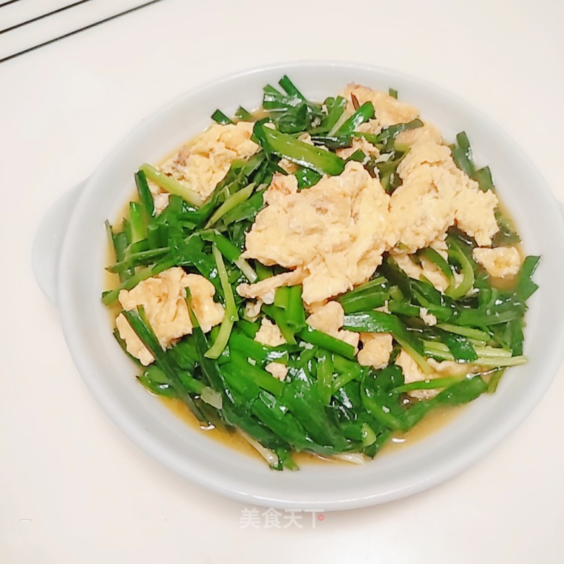 Scrambled Eggs with Spring Chives recipe