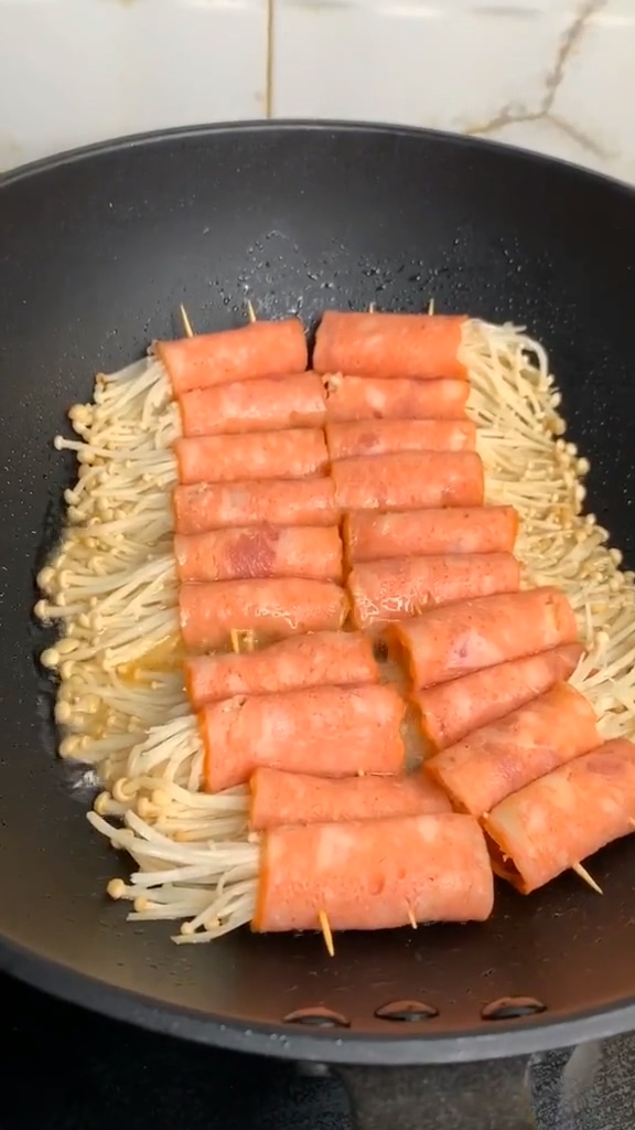 Bacon Enoki Mushroom recipe