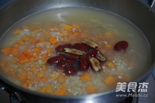 Sweet Potato and Red Date Rice Porridge recipe