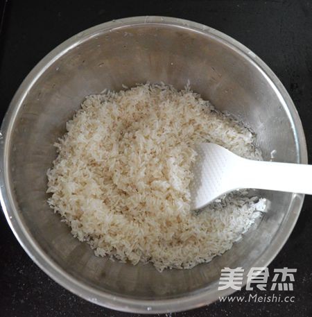 Claypot Rice with Mushroom and Chicken Drumsticks recipe