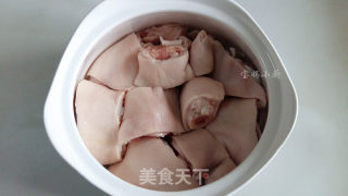 Braised Pork Trotters and Plum Meat in Sauce recipe