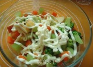 Colorful Fruit and Vegetable Salad recipe