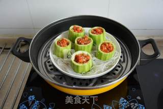 Steamed Loofah with Garlic Vermicelli recipe