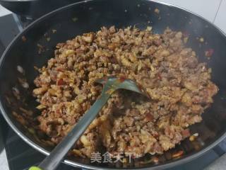 Warm Beef and Mushroom Spicy Sauce recipe