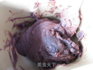 Red Bean Paste with Egg Yolk recipe