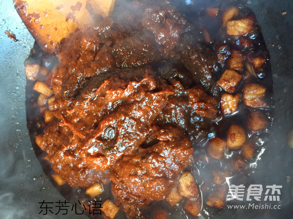 Beijing Style Diced Pork Fried Sauce recipe