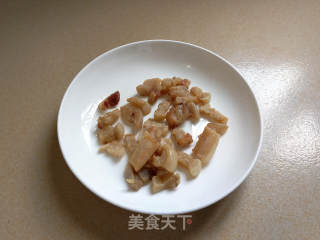 Stir-fried Green Pepper with Lard Residue recipe