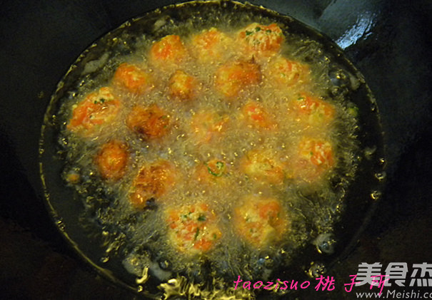 Beijing Dried Fried Vegetarian Meatballs recipe