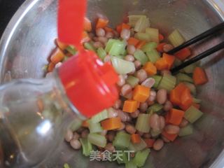 Celery Mixed with Peanuts recipe