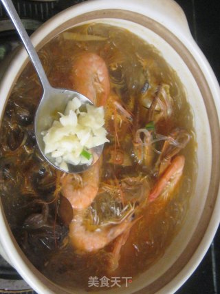 Sea Shrimp and Crab Vermicelli in Clay Pot recipe