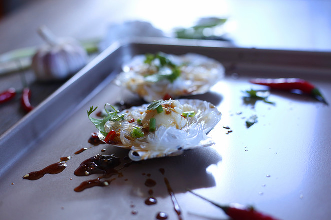 Steamed Scallops with Garlic Vermicelli recipe