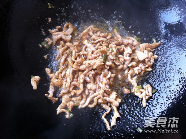 Stir-fried Shredded Pork with Hot Pepper recipe