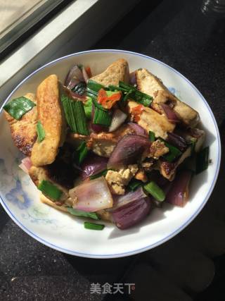 Fried Tofu with Green Garlic recipe
