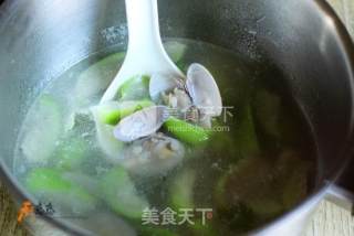 Clam Loofah Soup recipe