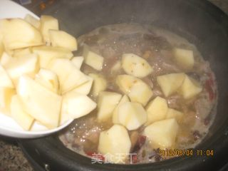 Roast Potatoes and Beef recipe