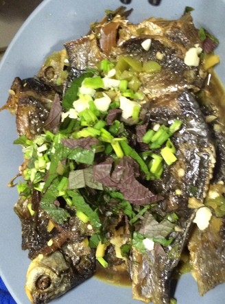 Braised Crucian Carp with Basil recipe