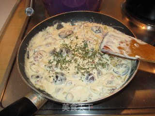 Daily Delicacy for Office Workers-pasta with Cheese Sauce recipe