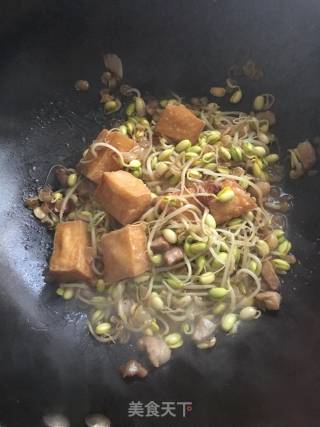 Soy Bean Curd Stew with Bean Sprouts recipe
