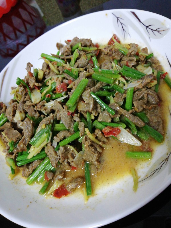 Celery Stir-fried Beef recipe