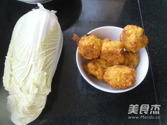 Braised Meatballs with Shredded Cabbage recipe