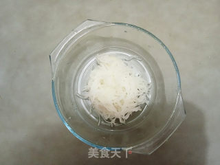 Sweet and Spicy Shredded Carrot recipe