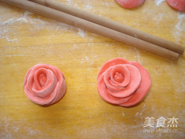 Rose Buns recipe