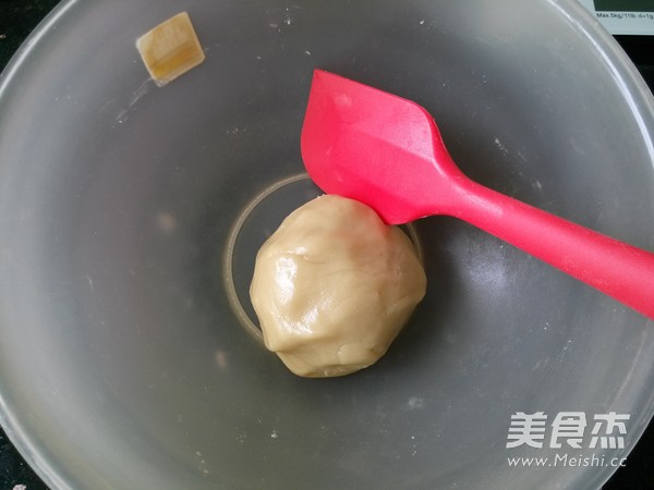 Black Sesame Chestnut Cantonese Mooncakes recipe