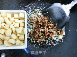 Rich and Peaceful Dry Roasted Yellow Croaker recipe