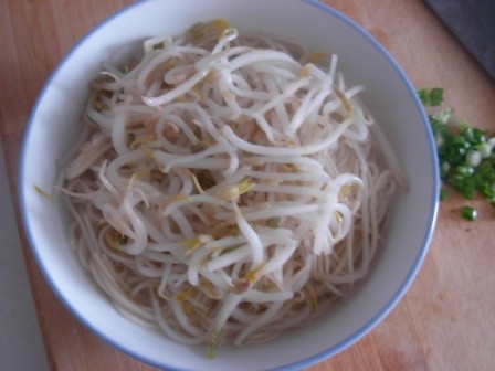 Noodles with Minced Pork and Capers recipe