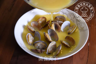 Flower Clam Steamed Custard recipe
