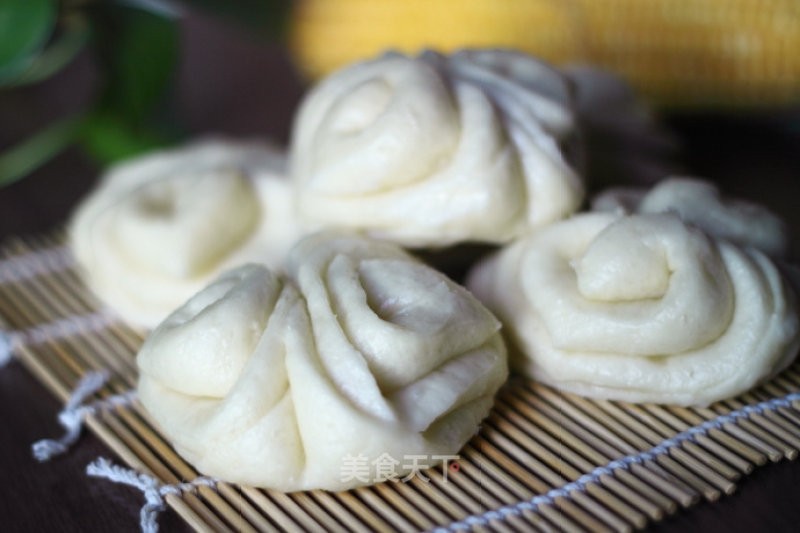 Corn Juice Flavored Steamed Buns recipe