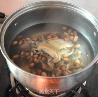 Peanut Bone Cuttlefish Soup recipe