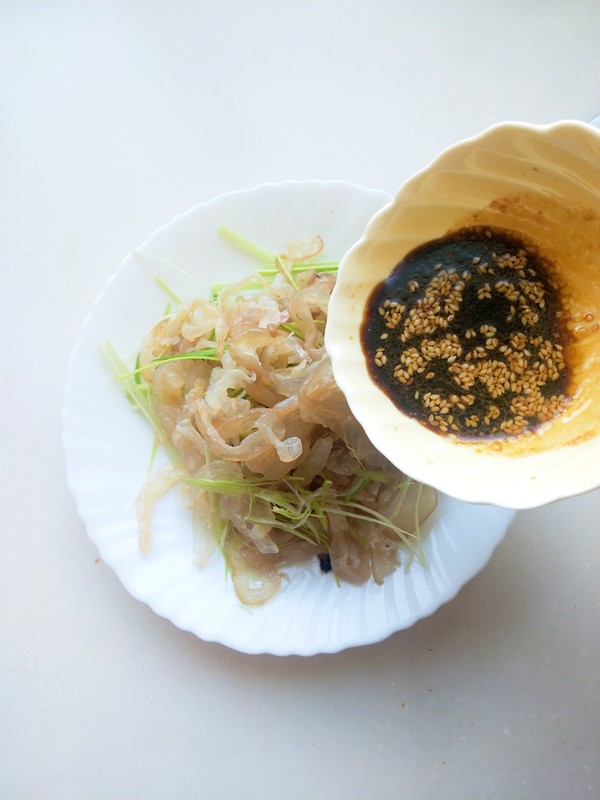 Pepper Oil Jellyfish recipe