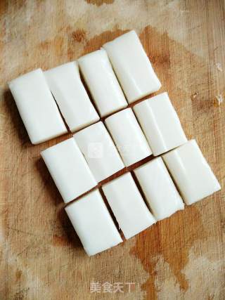 Pan-fried Soy Sauce Rice Cake recipe