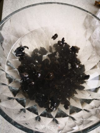 Scrambled Eggs with Fungus recipe