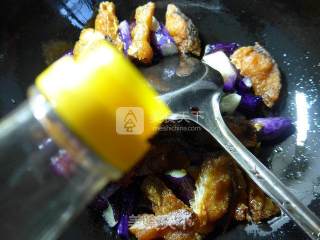 Fried Smoked Fish with Eggplant recipe