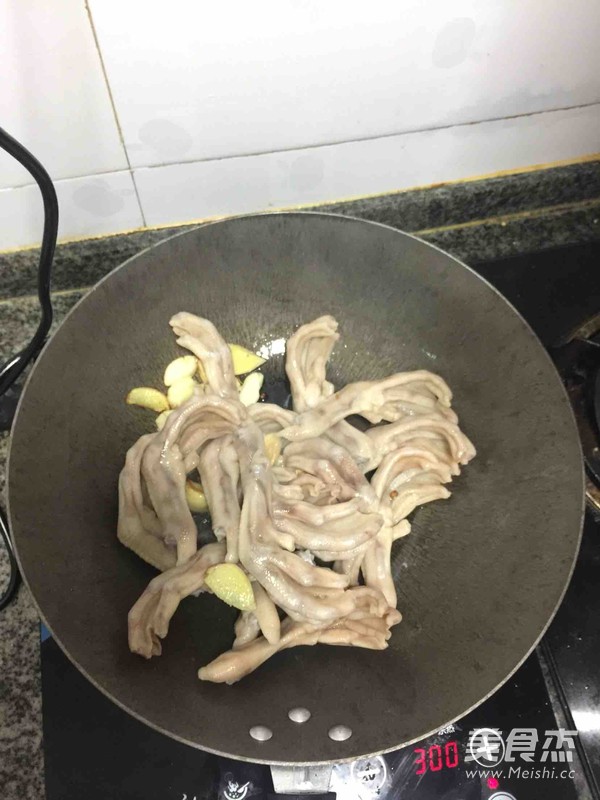 Braised Duck Feet in Rice Cooker recipe