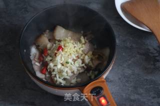 Stir-fried Pork with Carrots recipe