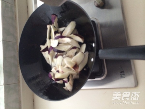 Eggplant with Bean Sprouts in Chicken Sauce recipe