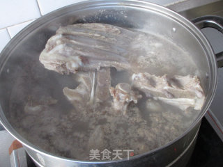 Sliced Lamb Dipped in Angelica Soup recipe