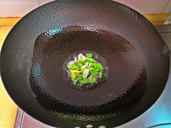 Stir-fried Chashu Mushroom and Chinese Cabbage recipe