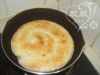 Hand-made "stomach Nourishing" Biscuits-bacon Pan Biscuits recipe