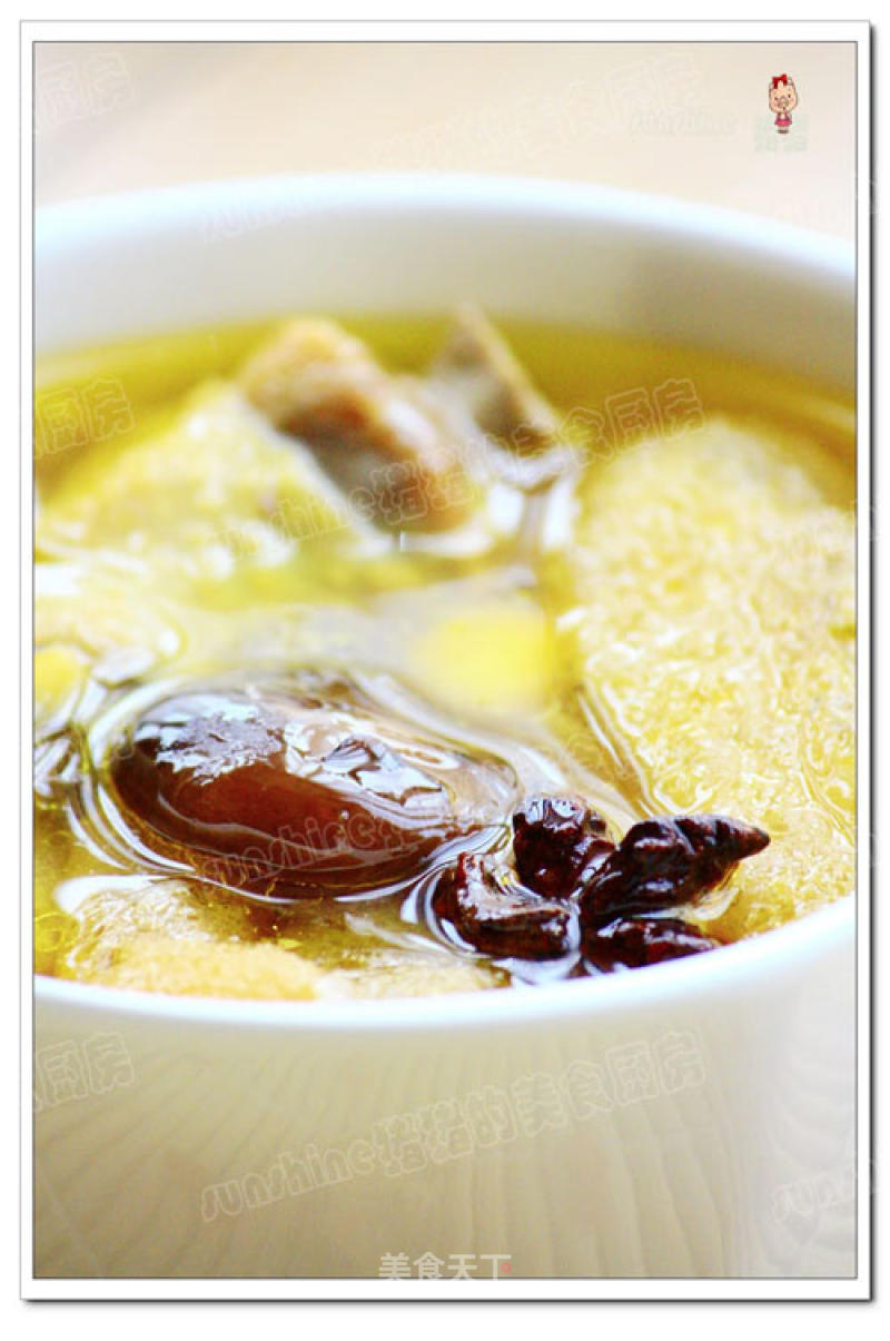 Nutritious and Delicious Match------------ Steamed Chicken with Ginkgo and Bamboo Fungus recipe
