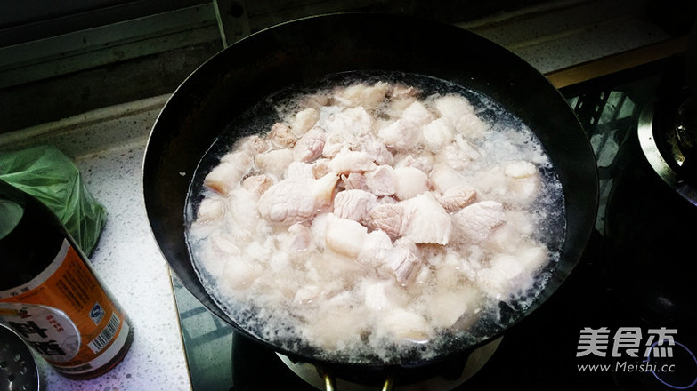 Braised Pork with Chestnut recipe