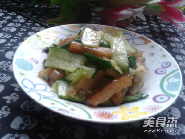 Cucumber Fried Pork Skin recipe