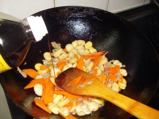 Stir-fried Carrots with Broad Beans recipe